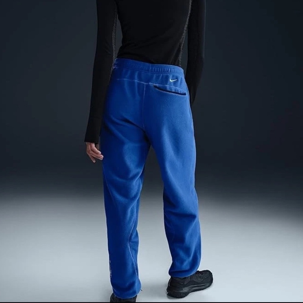 Nike
ACG Wolf Tree
Fleece
Sweatpants - Picture 5 of 16